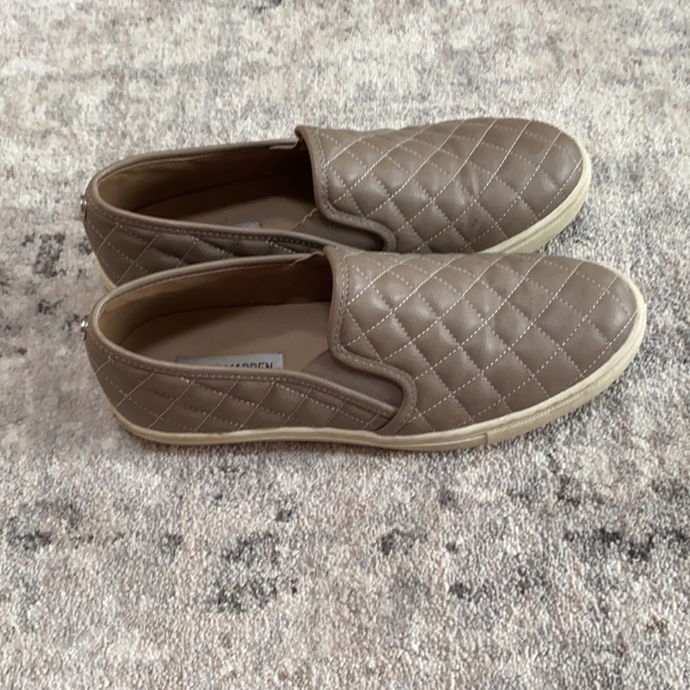 steve madden slide ons - Picture 2 of 2